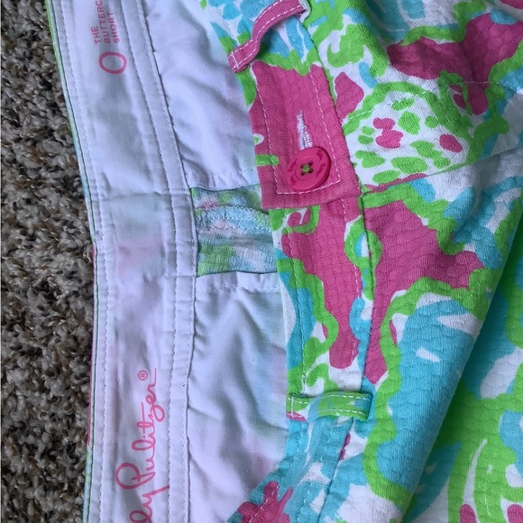 Lilly Pulitzer shorts size 0. The Buttercup Short EUC - Picture 5 of 7